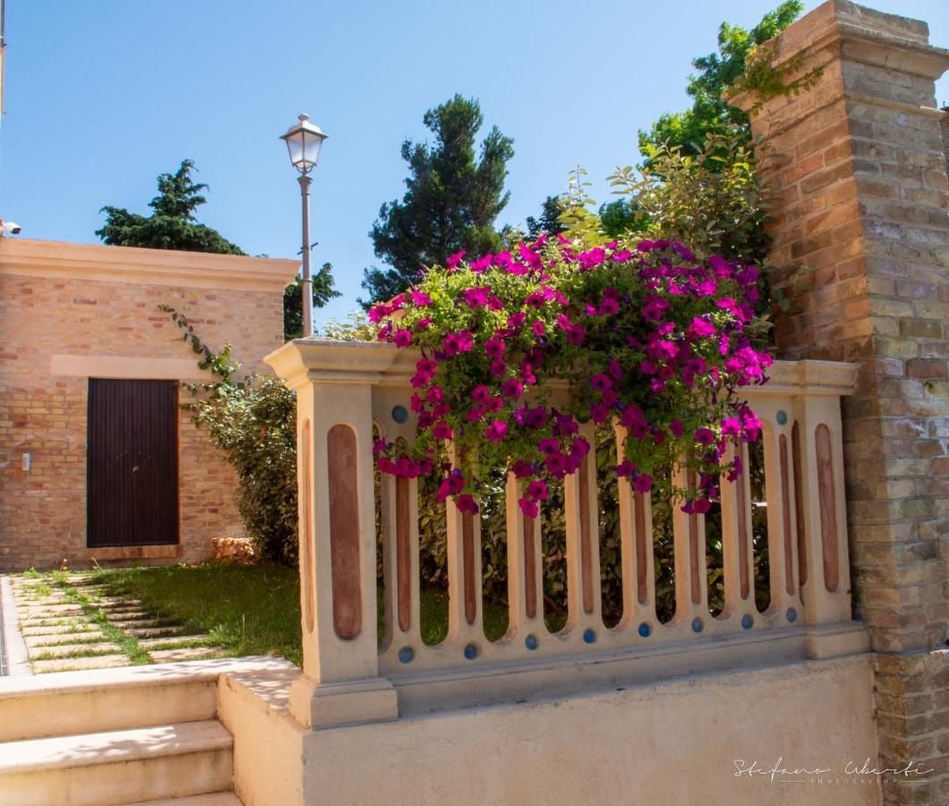 Villa Mascitti B&B Tortoreto Alto Eksteriør bilde